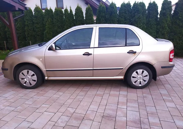 skoda fabia niepołomice Skoda Fabia cena 6500 przebieg: 277000, rok produkcji 2005 z Niepołomice